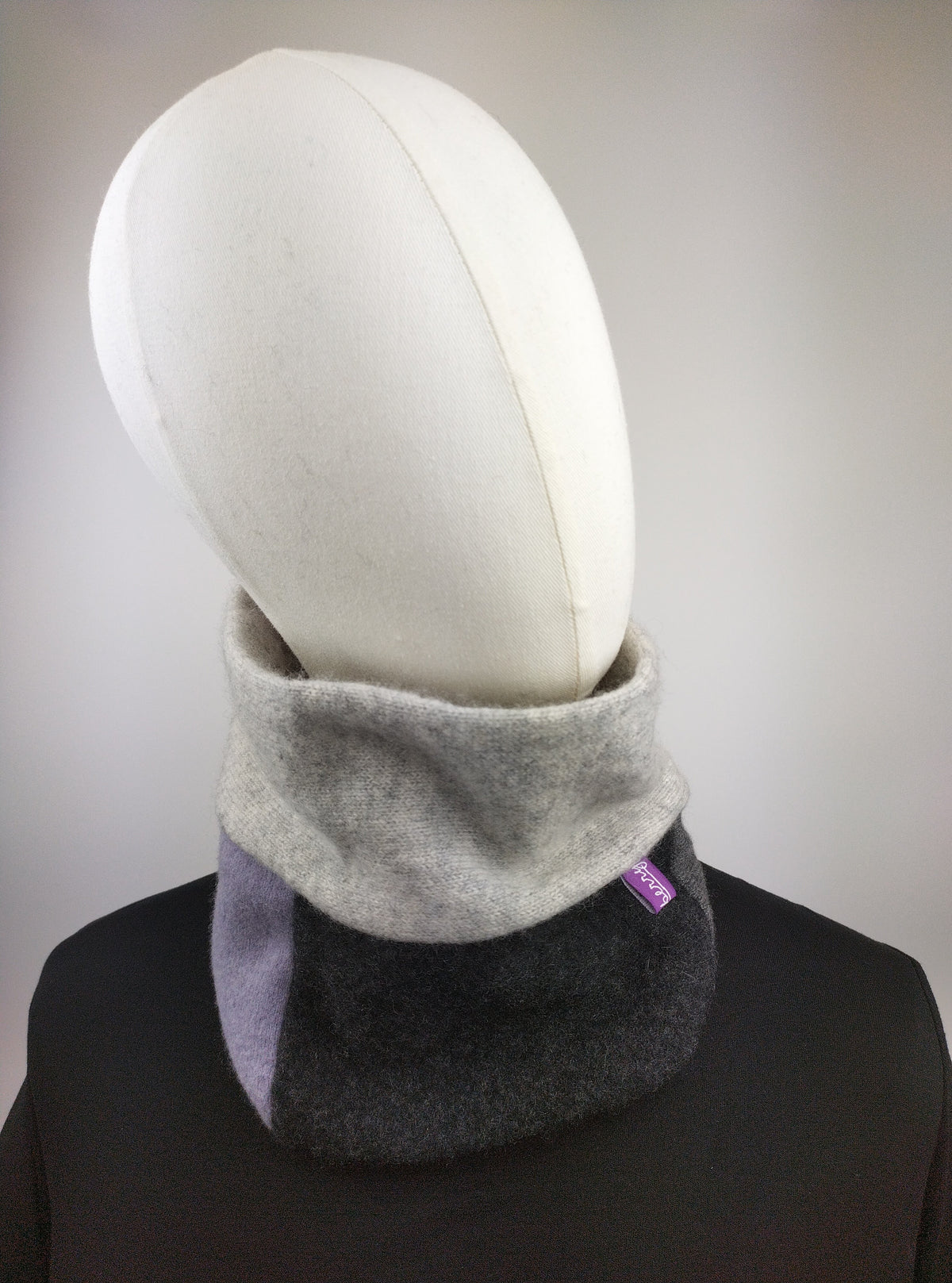 Stiperstones Cashmere Neckwarmer