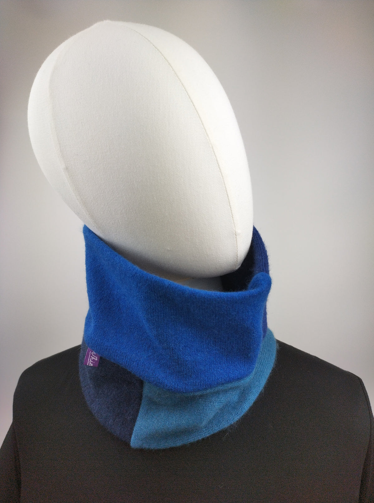 Peacock Neckwarmer