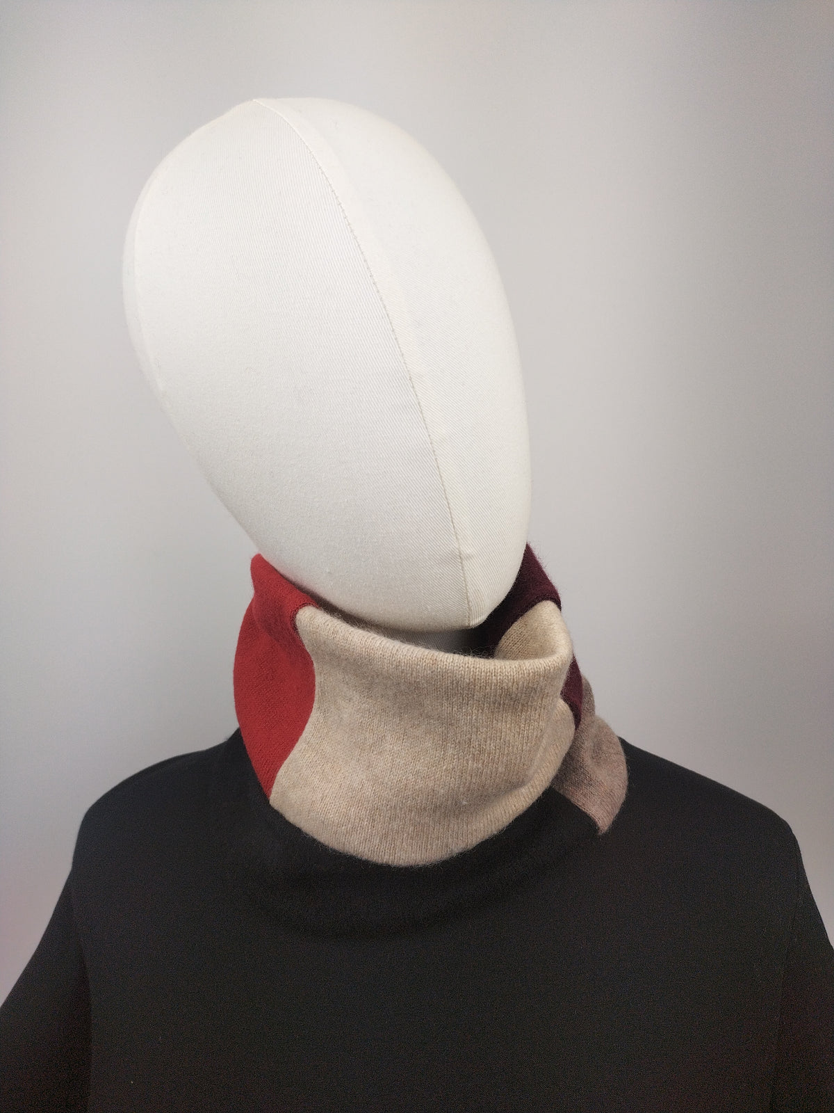Poppy Fields Neckwarmer